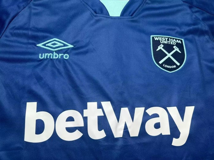 West Ham United 23 / 24 3rd Jersey