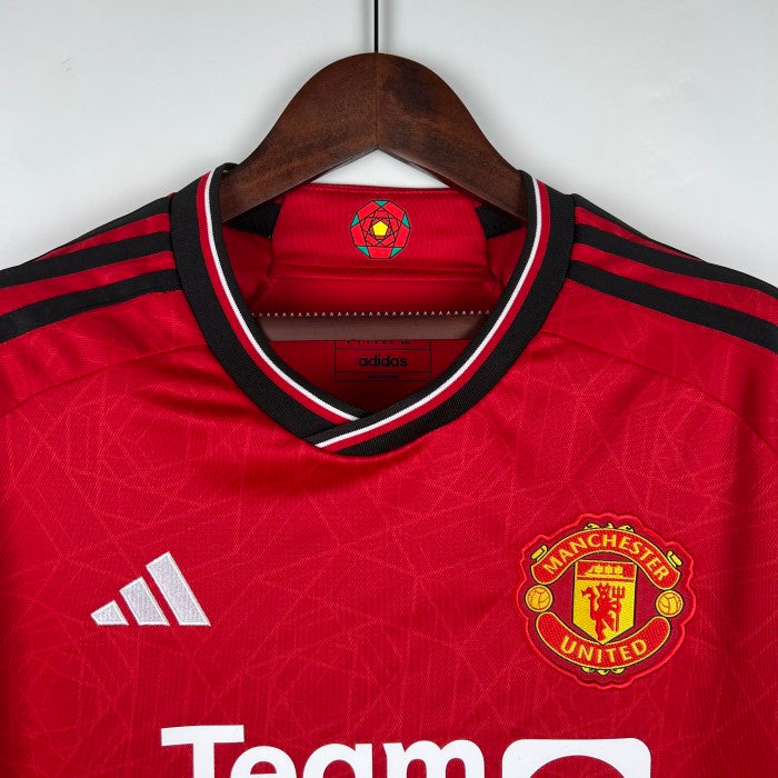 Manchester United 23 / 24 Home Jersey