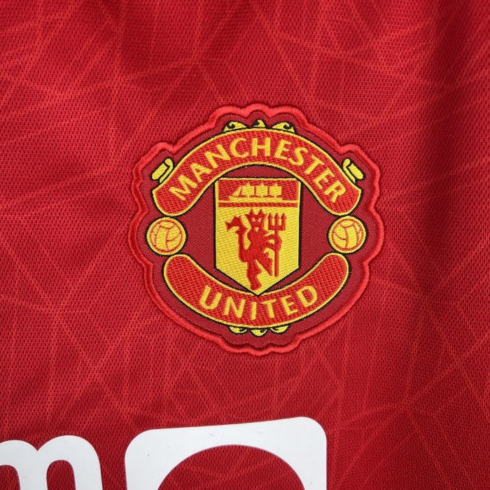 Manchester United 23 / 24 Home Jersey