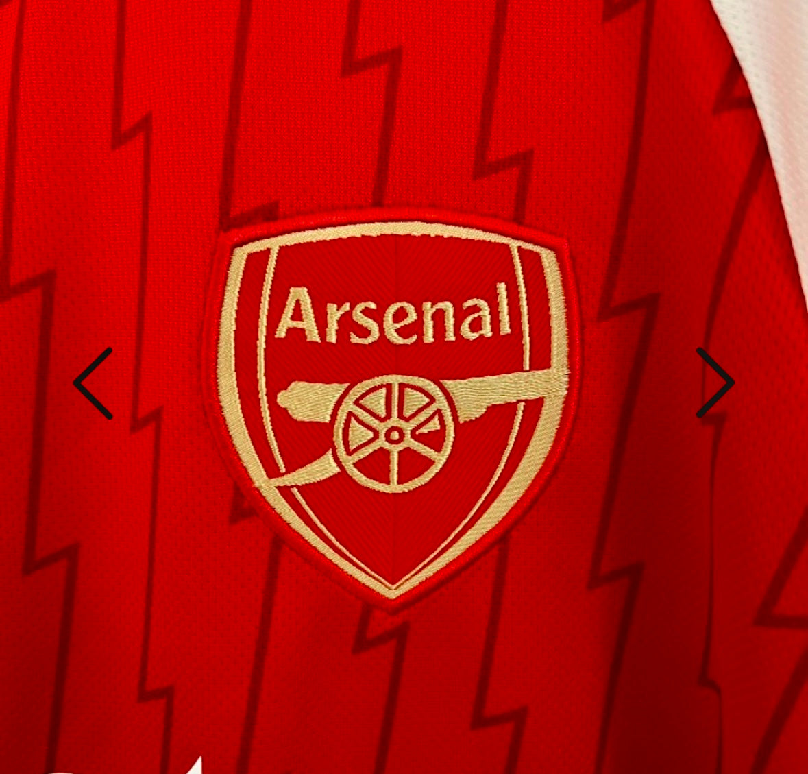 Arsenal 23 / 24 Home Jersey