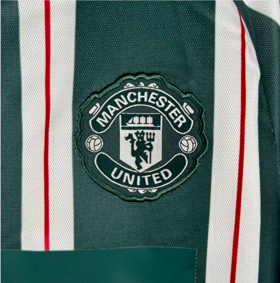 Manchester United 23 / 24 Away Jersey